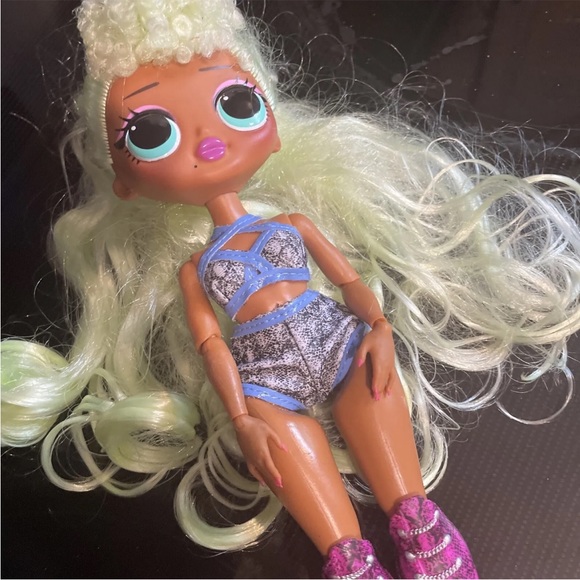 ๐ LOL OMG Lady Diva Doll Rare Series 1 Fashion Doll 85 - Picture 3 of 6